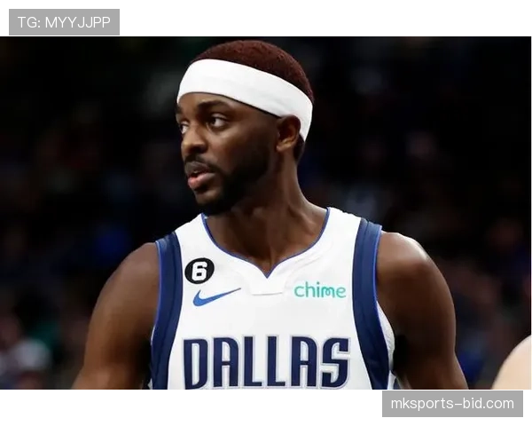 安东尼无球跑动撕裂首发侧翼提升投射效率